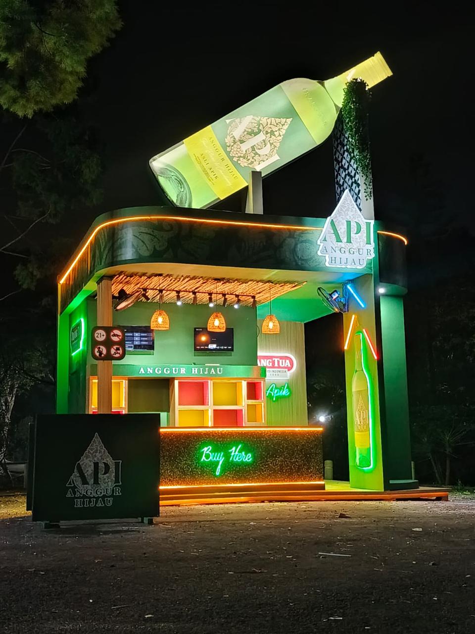 Illuminated outdoor brand activation pavilion by LUNIQ Events